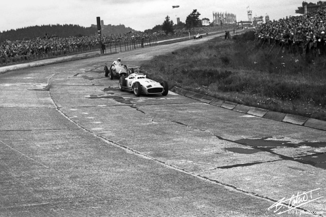 Fangio-Gonzalez_1954_Germany_01_BC.jpg