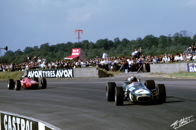 Brabham-Amon_1967_England_01_BC.jpg
