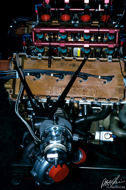 Alfa-engine_1985_Brazil_02_PHC.jpg