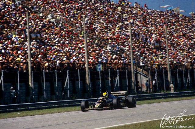 Senna_1985_Brazil_03_PHC.jpg