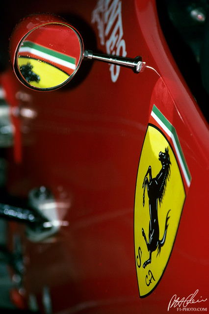 Graphics-Ferrari_1985_Holland_01_PHC.jpg