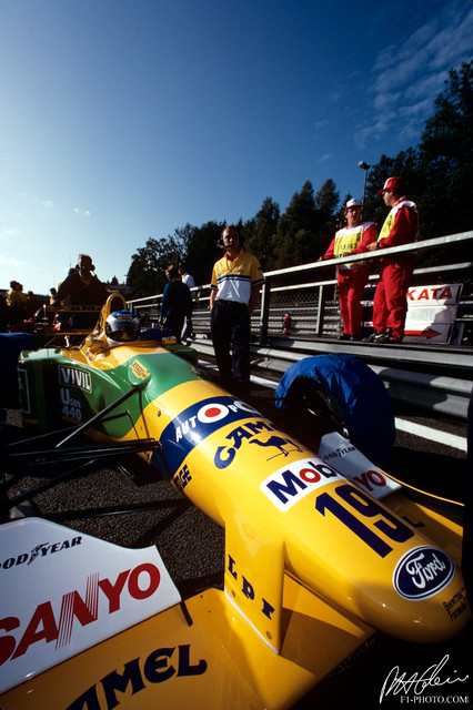 Schumacher_1992_Belgium_03_PHC.jpg