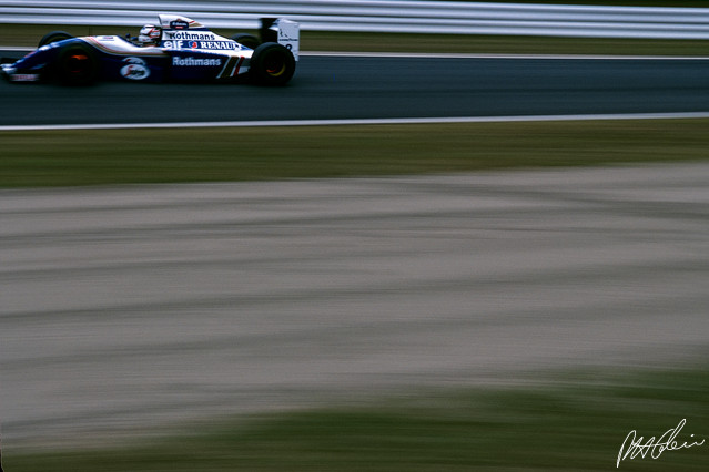 Mansell_1994_Japan_02_PHC.jpg