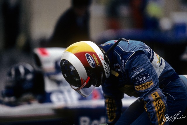Schumacher_1994_Japan_03_PHC.jpg