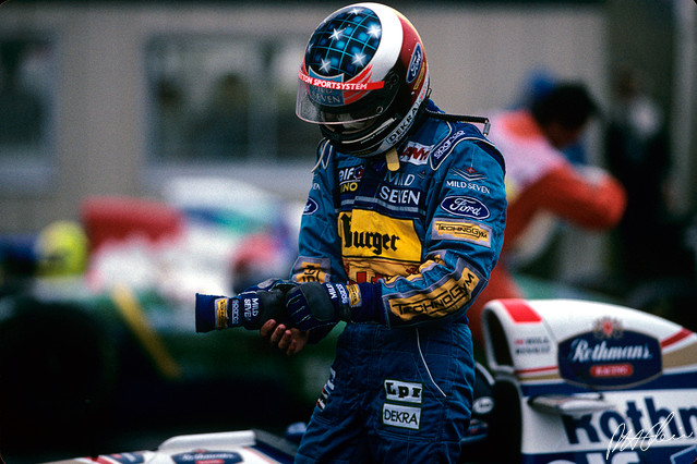 Schumacher_1994_Japan_04_PHC.jpg