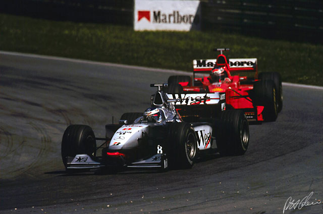 Hakkinen-Schumacher_1998_Austria_01_PHC.jpg