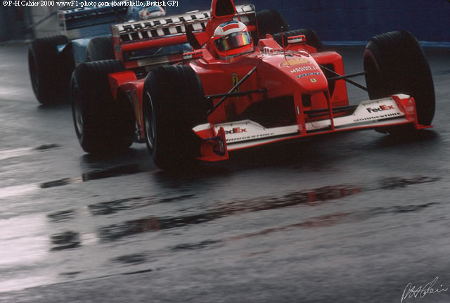 Barrichello_2000_England_01_PHC.jpg