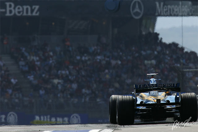 Alonso_2006_Nurburgring_04_PHC.jpg
