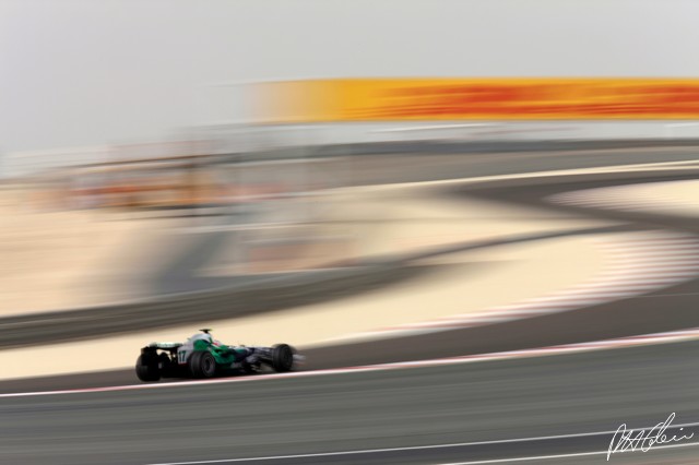 Barrichello_2008_Bahrain_02_PHC.jpg