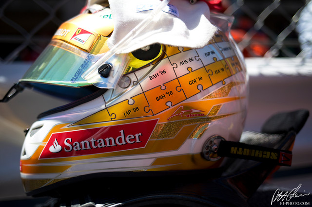 Alonso-Helmet_2013_Monaco_01_PHC.jpg