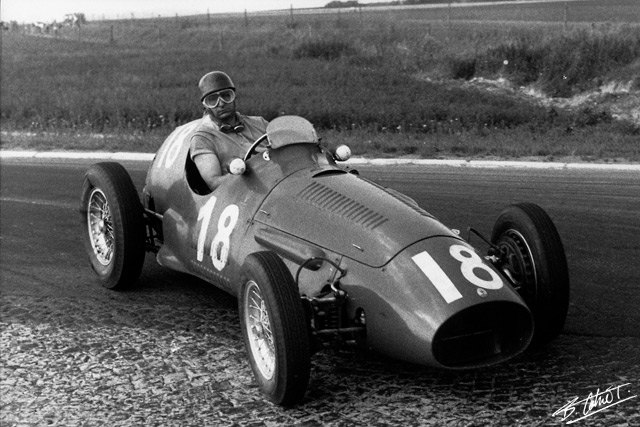 Fangio_1953_France_01_BC.jpg