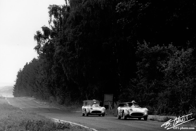 Fangio-Moss_1955_Sweden_01_BC.jpg