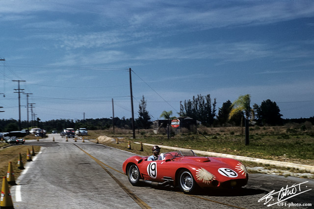Fangio_1957_Sebring_03_BC.jpg