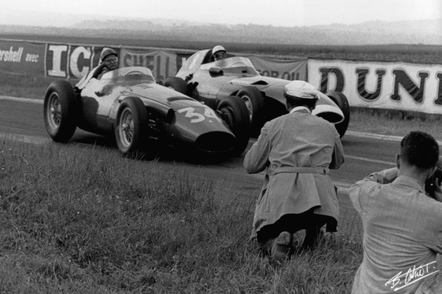 Fangio-Moss_1958_France_01_BC.jpg