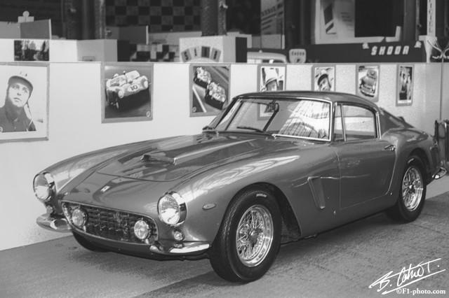 Ferrari-410-SuperAmerica_1961_Torino_01_BC.jpg