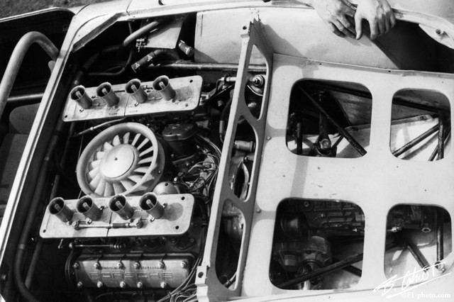 Engine-Porsche_1963_Targa_01_BC.jpg