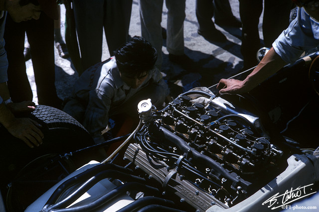 Engine-Honda_1964_Germany_02_BC.jpg