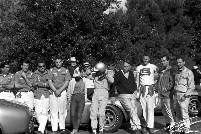 Cobra-Team_1964_Targa_01_BC.jpg