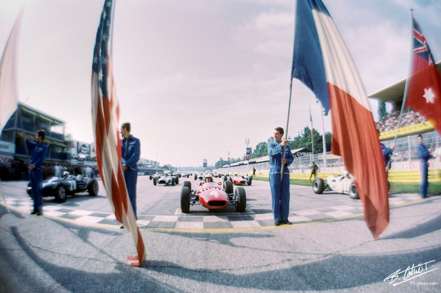 Start-GrandPrix_1966_Italy_01_BC.jpg