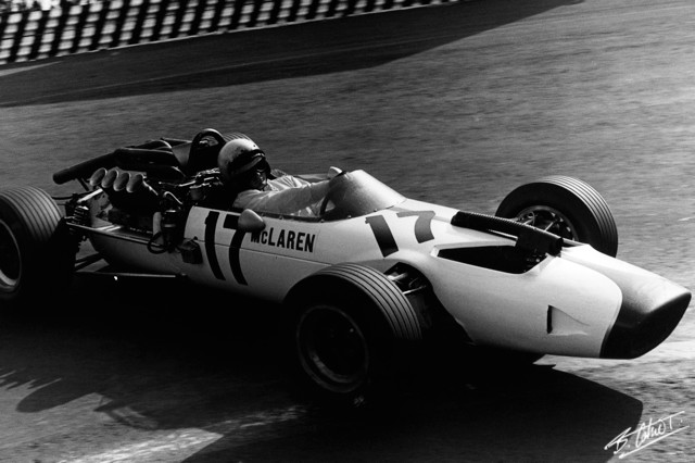 McLaren_1966_Mexico_02_BC.jpg