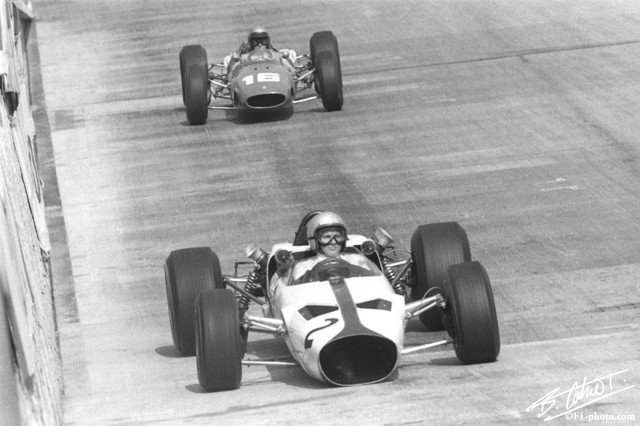 McLaren_1966_Monaco_01_BC.jpg