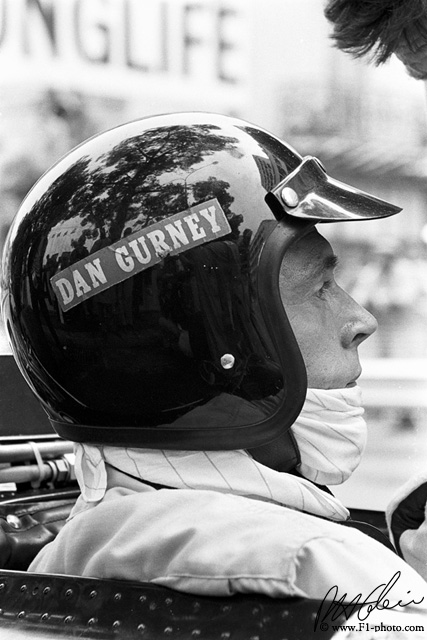 Gurney_1968_Monaco_02_PHC.jpg