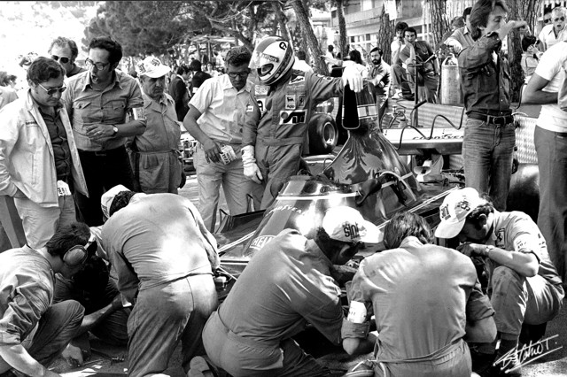 Regazzoni_1974_Monaco_02_BC.jpg