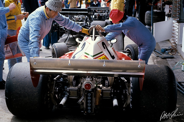 Regazzoni_1976_Spain_01_PHC.jpg