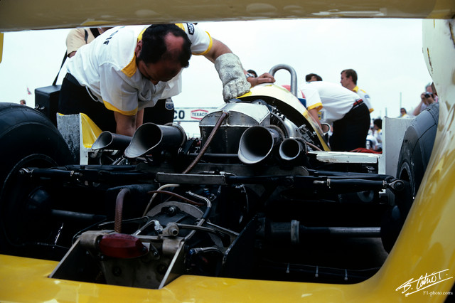 Renault_1979_England_01_BC.jpg