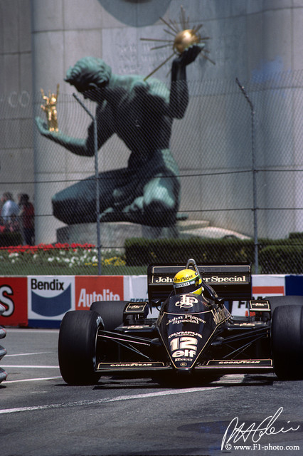 Senna_1986_Detroit_01_PHC.jpg