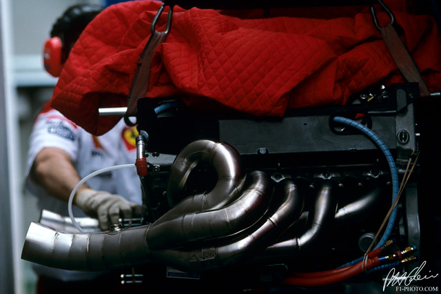 Engine-Ferrari_1997_Spain_01_PHC.jpg