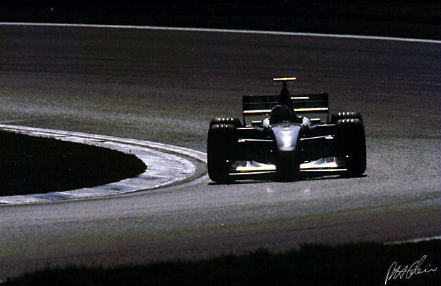 Coulthard_1998_Spain_02_PHC.jpg