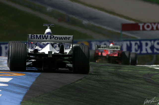 Montoya-Schumacher_2003_Austria_01_PHC.jpg