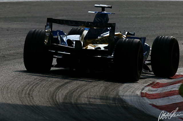 Alonso_2004_Italy_03_PHC.jpg