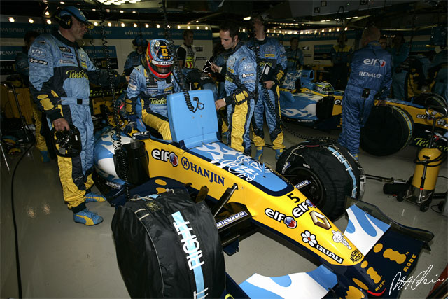 Alonso_2005_Belgium_02_PHC.jpg