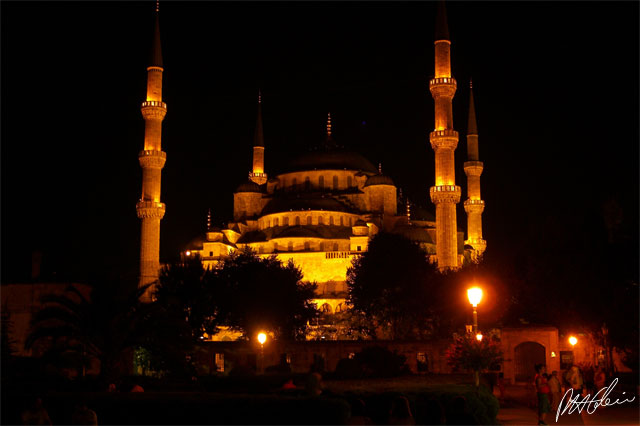 Istanbul_2005_Turkey_01_PHC.jpg