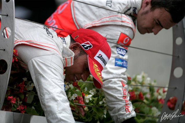 Hamilton-Alonso_2007_USA_04_PHC.jpg