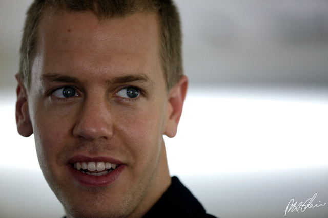 Vettel_2008_Australia_02_PHC.jpg
