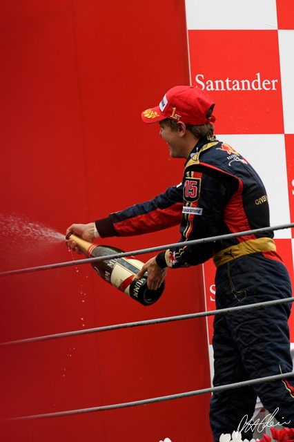 Vettel_2008_Italy_12_PHC.jpg