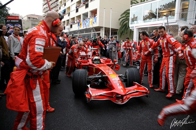 Massa_2008_Monaco_04_PHC.jpg
