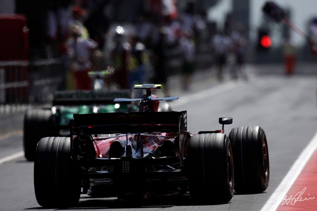 Vettel_2008_Spain_02_PHC.jpg