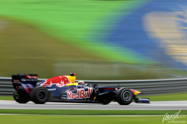 Vettel_2011_Malaysia_10_PHC.jpg