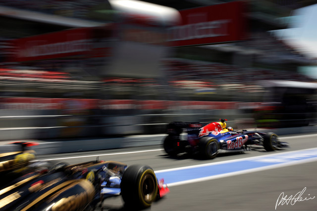 Vettel_2011_Spain_02_PHC.jpg