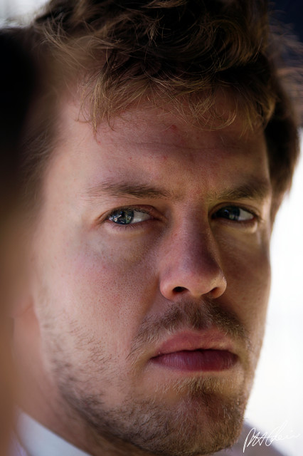 Vettel_2011_Spain_09_PHC.jpg