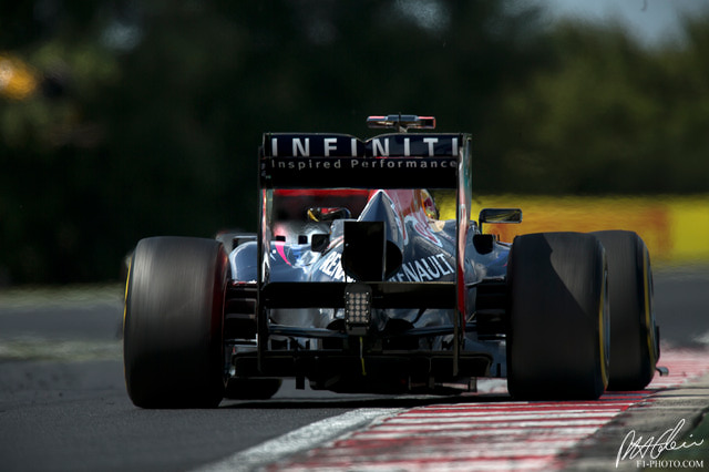 Vettel_2012_Hungary_12_PHC.jpg