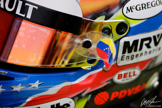 Maldonado-Helmet_2012_Spain_01_PHC.jpg