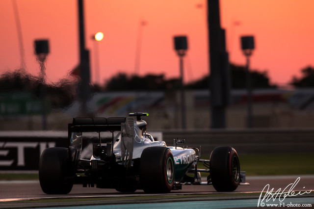 Rosberg_2014_AbuDhabi_11_PHC.jpg