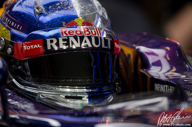 Vettel_2014_AbuDhabi_11_PHC.jpg