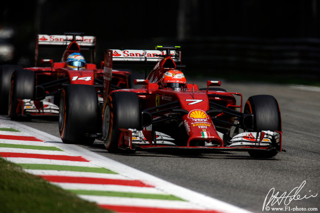 Raikkonen-Alonso_2014_Italy_01_PHC.jpg