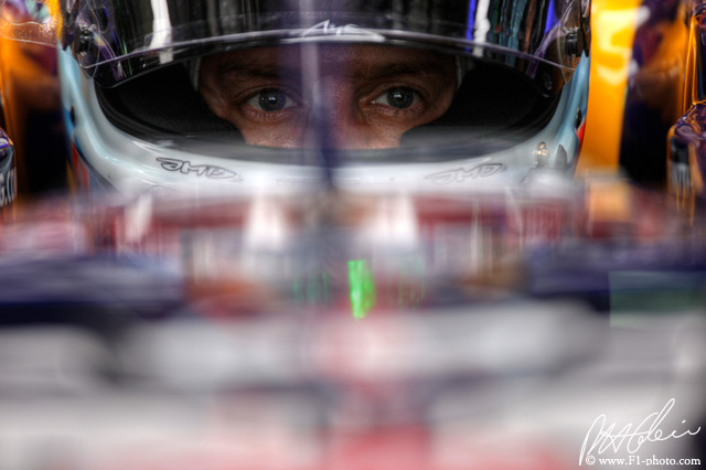 Vettel_2014_Malaysia_01_PHC.jpg